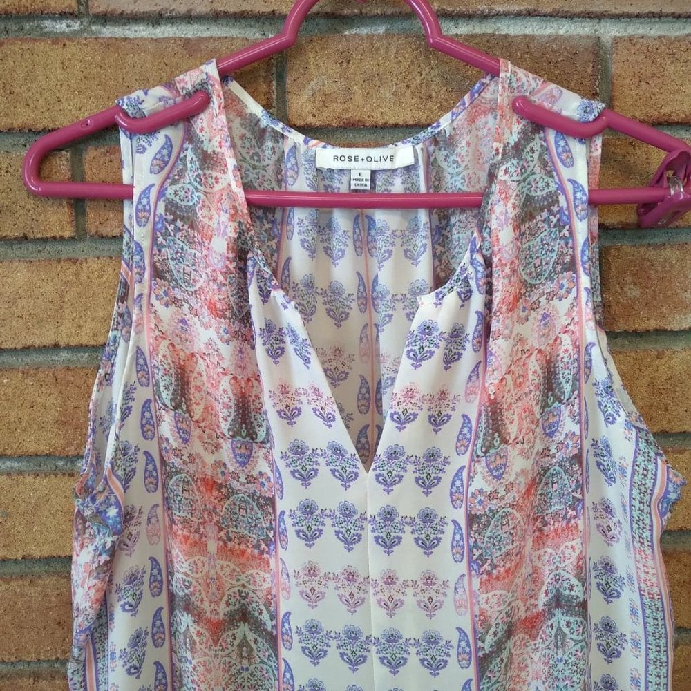 Flowy Tank Top - Picture 4 of 5